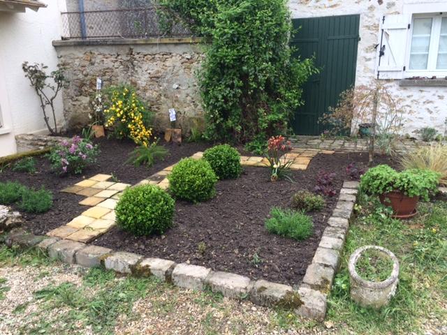 Aménagement des espaces verts par V S F Parcs et Jardins en Yvelines