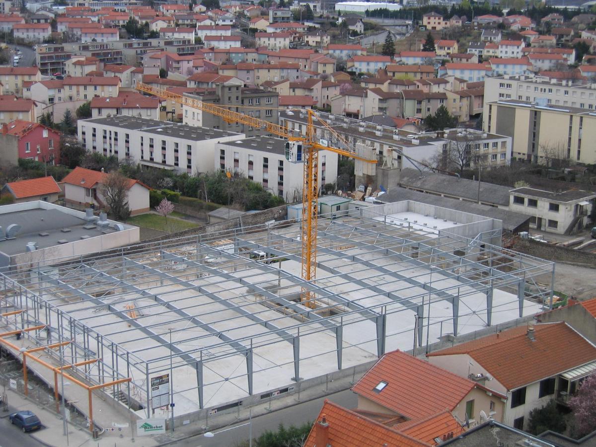 Simply Market Saint-jacques Clermont-Ferrand. Dômebat à Aubière