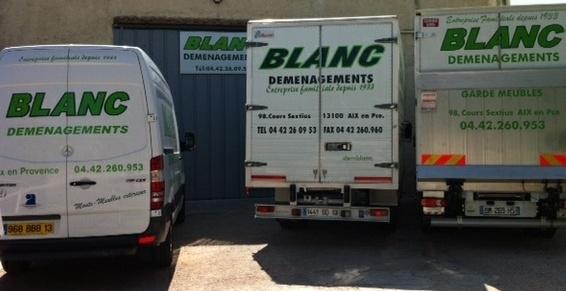 BLANC déménagements: des camions propres et bien entretenus