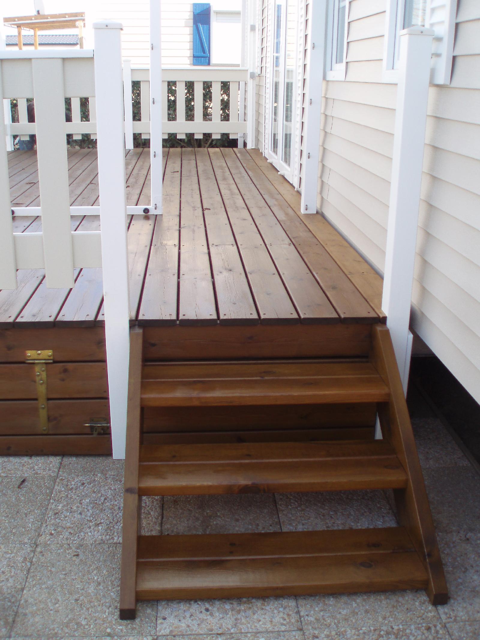 Terrasse en bois de mobil-home
