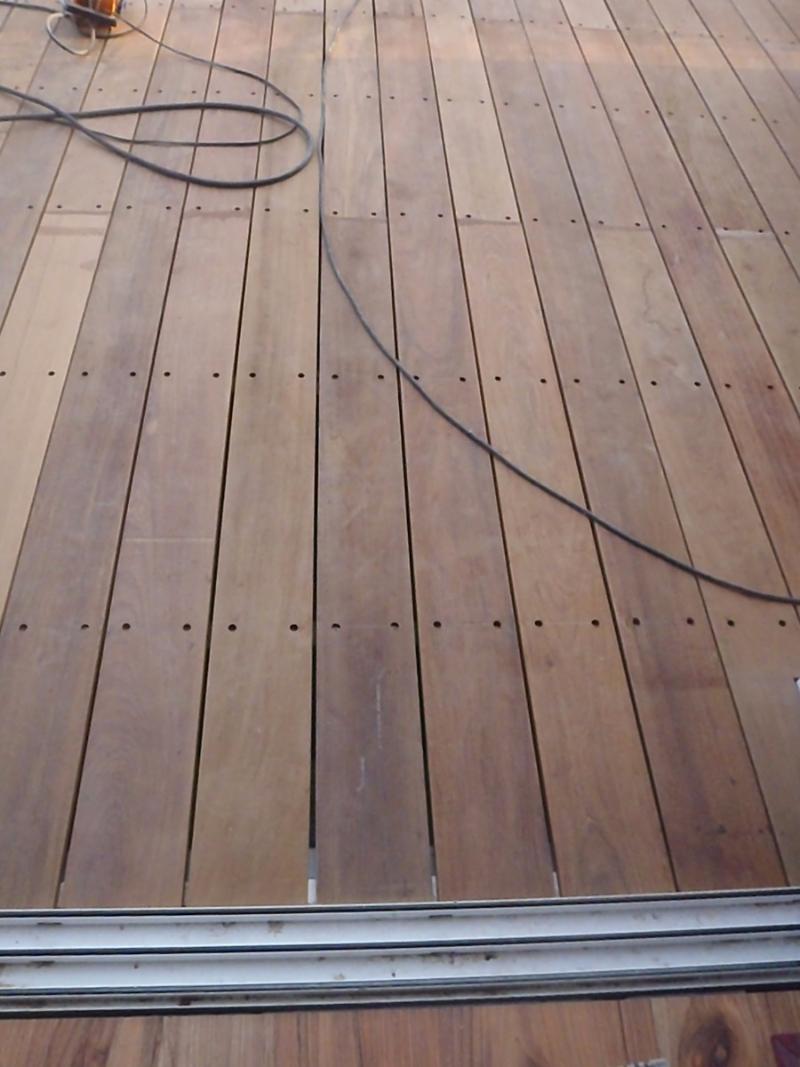 Terrasse Bois exotique IP  (bouchonnée)