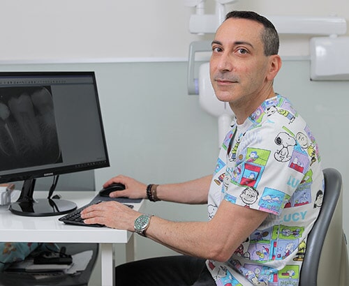 ד"ר נוני – מומחה בטיפולי שורש