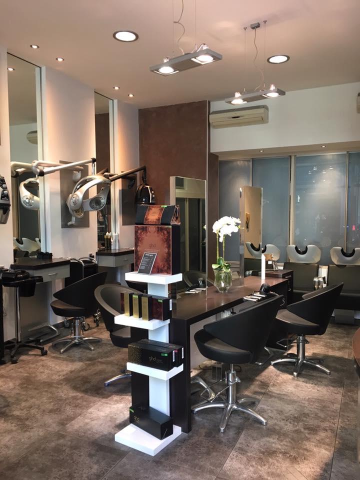 Intérieur du salon de coiffure