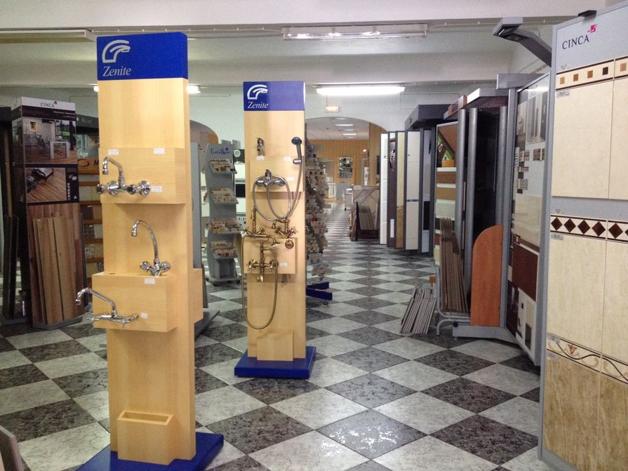 Instalações Reguengos de Monsaraz Évora Alfaiate & Santos equipamentos sanitários mosaicos azulejos canalizações tintas 1