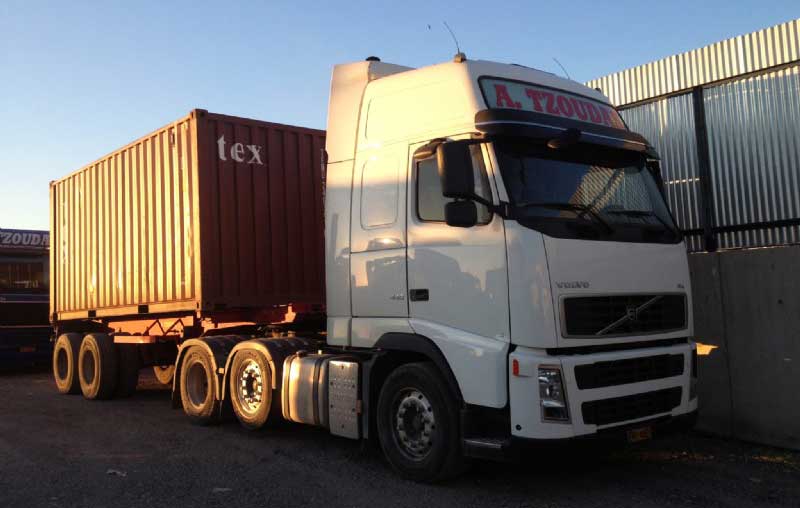 Containers  ΤΖΟΥΔΑΣ ΜΕΤΑΦΟΡΙΚΗ Α.Ε.