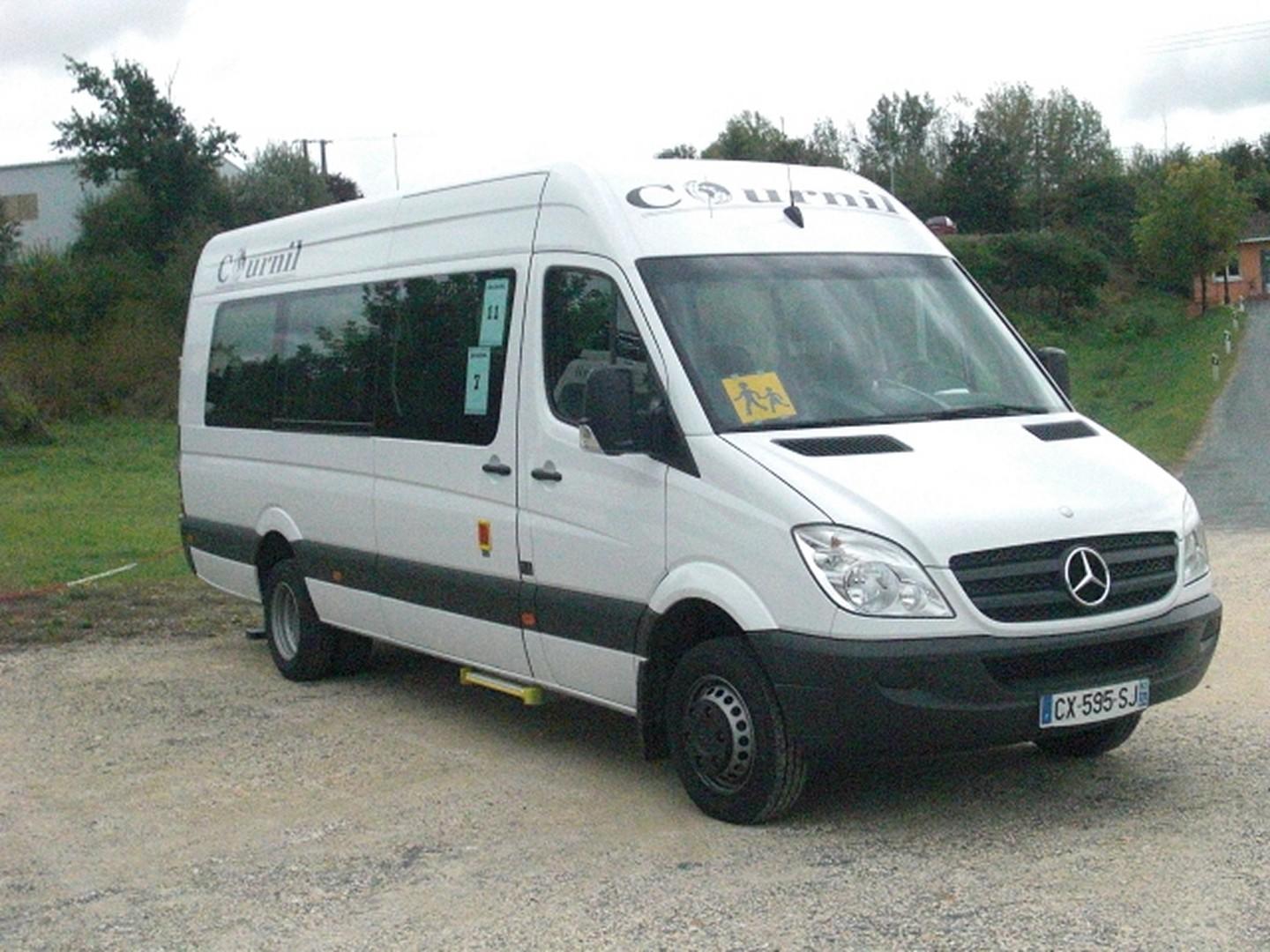 minibus 