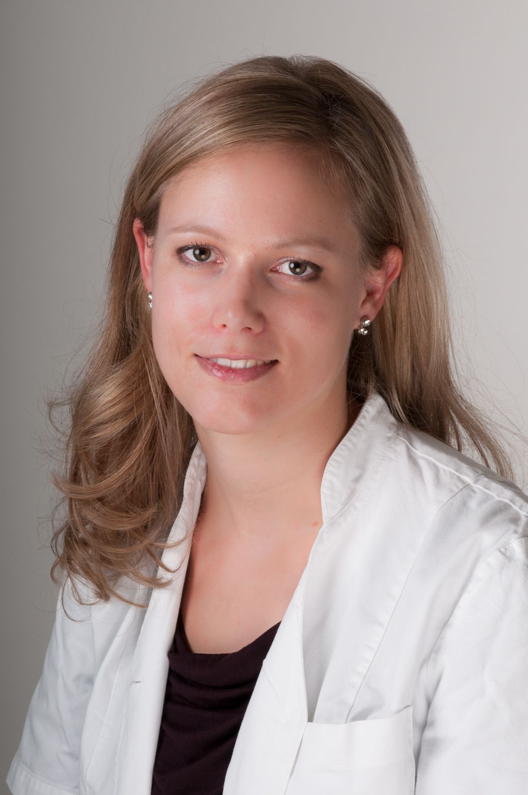 ÓMMA Augenklink in Zürich Dr. Sarah SidlerSchuler