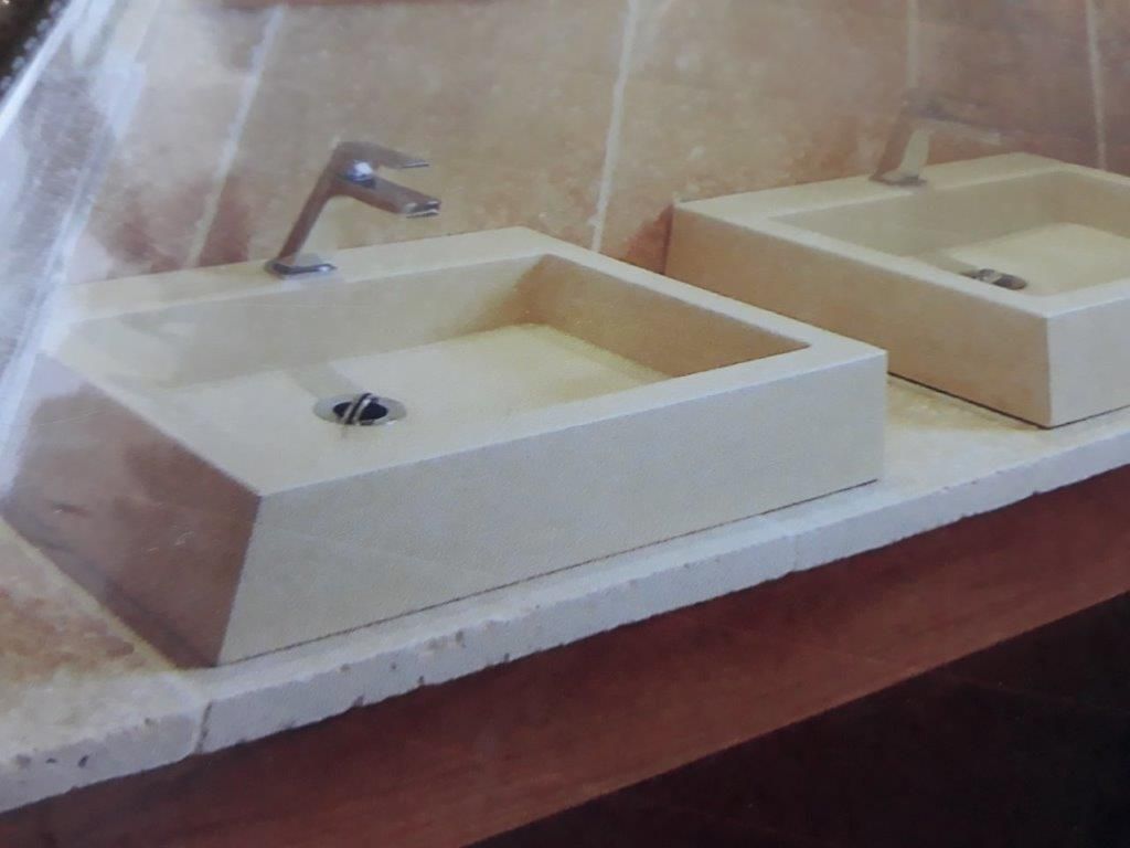Double vasque de salle d'eau