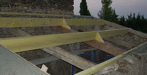 M San Jose Jérôme - Pose de charpente en bois