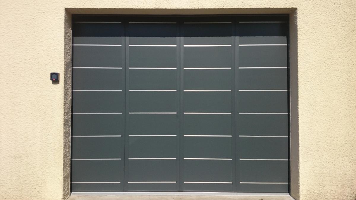 Porte de Garage coulissante avec joncs