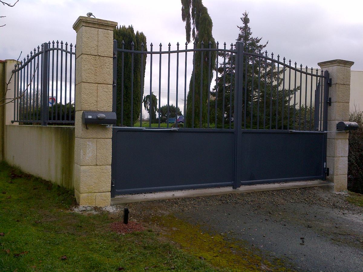 portail cloture alu.jpg