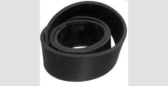 Bavette noire en caoutchouc