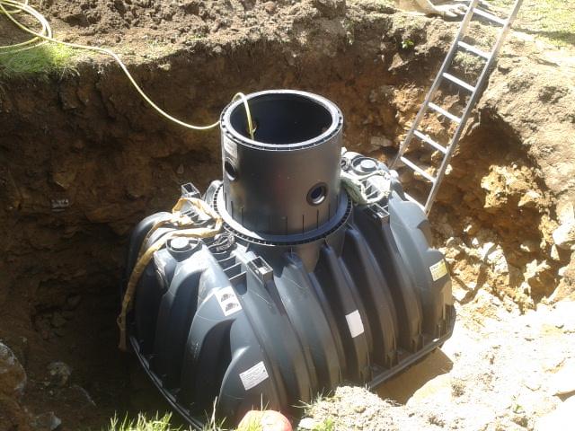 Finition de la pose de micro-station d'épuration à Viscomtat