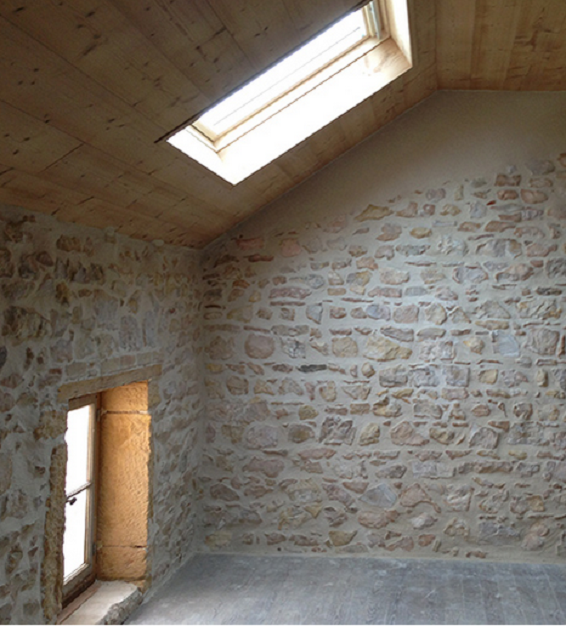 Mur en pierre intérieur