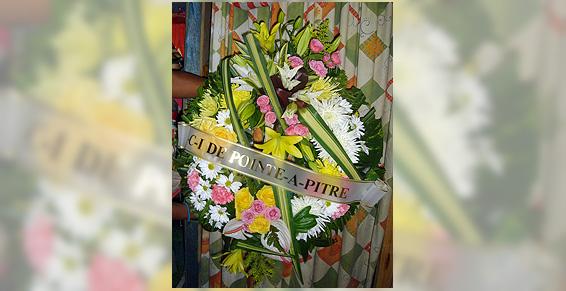 Couronne deuil Karukera Fleurs à Pointe à Pitre