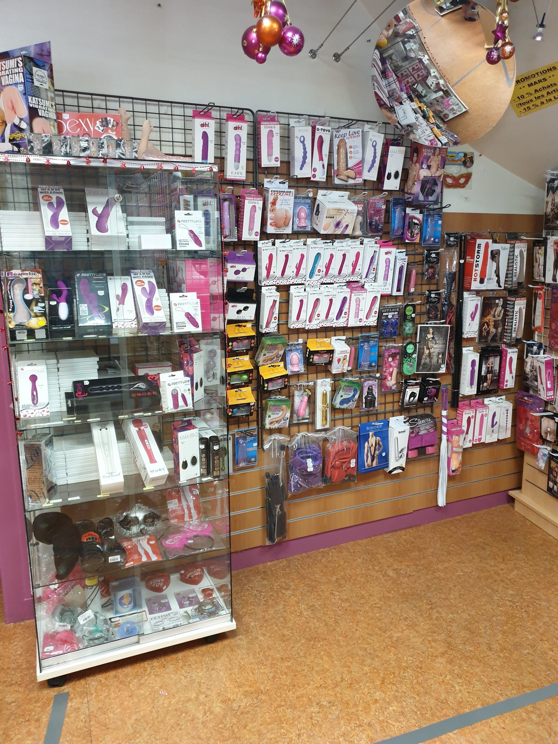 Photos du sex shop Le bois d