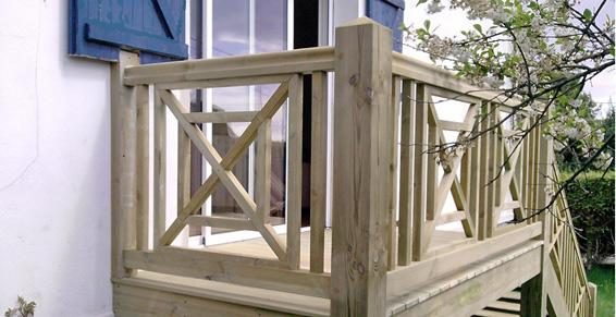 Escalier balcon extérieur jardin