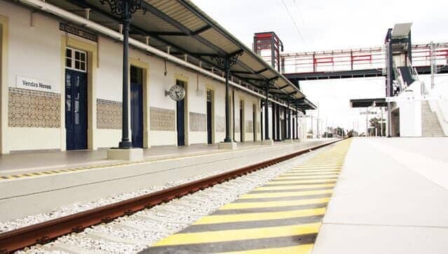 ESTAÇÕES FERROVIÁRIAS