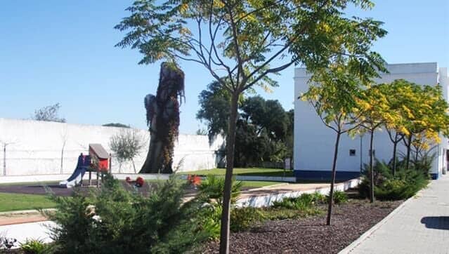 ESPAÇO VERDE DO BAIRRO DR VIANA DE SÁ