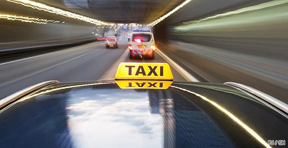 Alliance Comtal Taxi Lioujas-La Loubière et Gages-Montrozier - Coursier colis