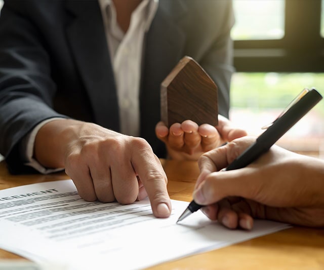 דיני מקרקעין