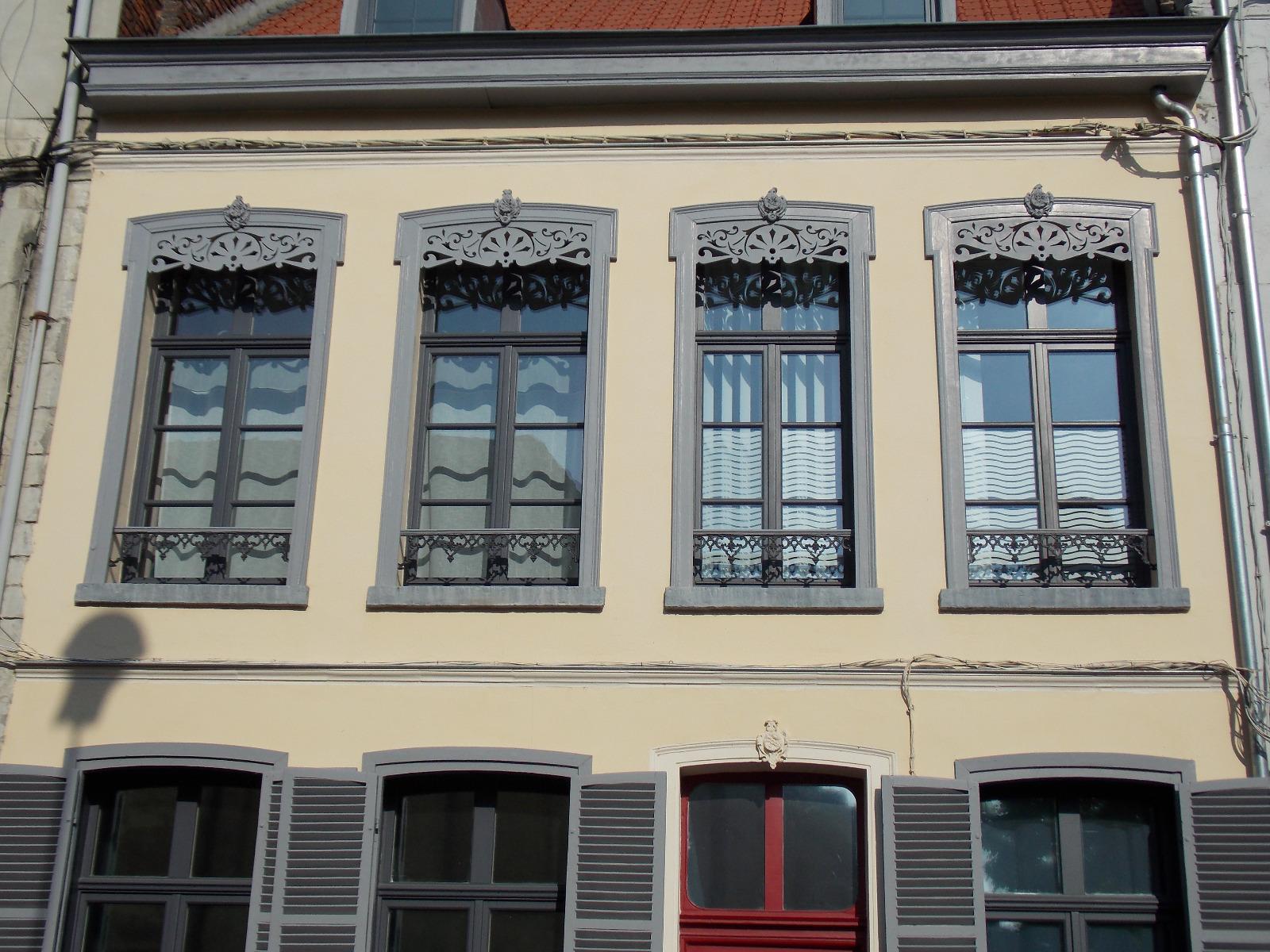 Encadrement porte d'entrée