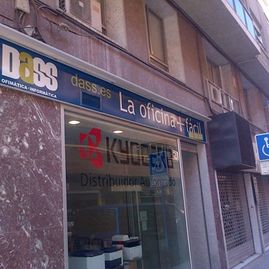 Riera Rotulistas mostrador de vidrio