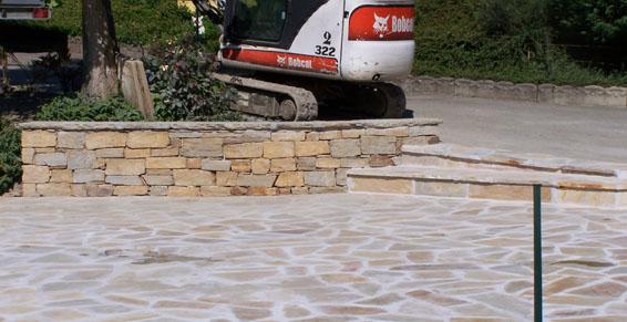 Création de terrasses et murets en pierres par l'entreprise Garin-Laurel à Marthod