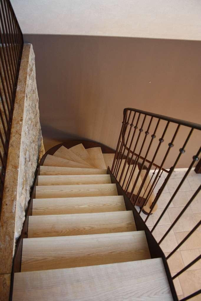 Fabrication et installation d'escalier à Joué-lès-Tours (37)