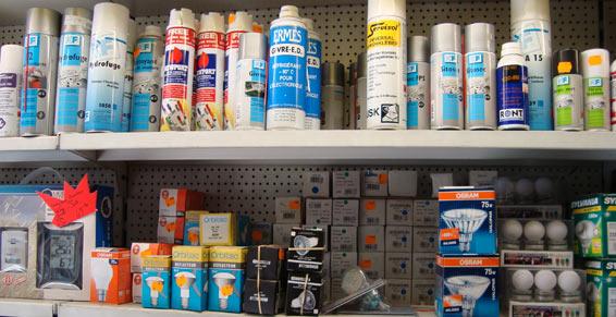 Bric Électronic AEC Audio Électronique. Ampoules et produits.