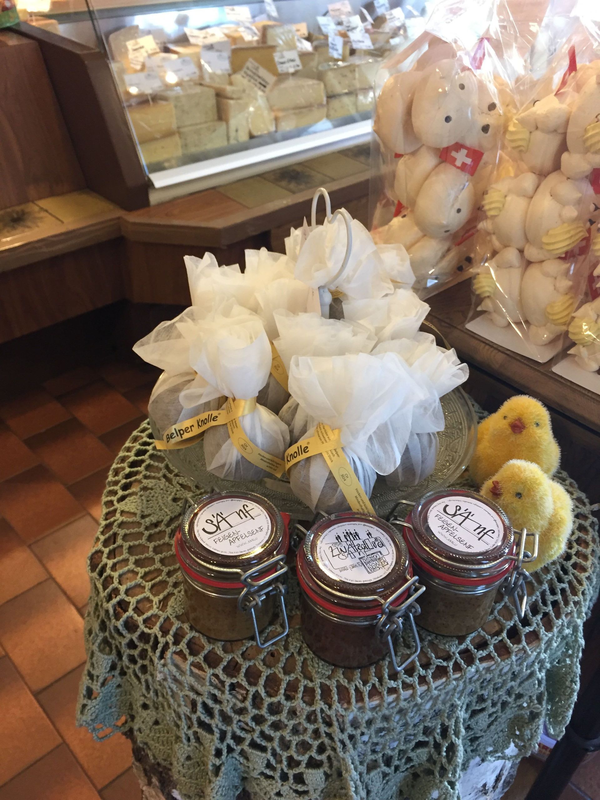 Regionale Lebensmittel - Chäsi Längedorf Regionale Lebensmittel - Chäsi Längedorf