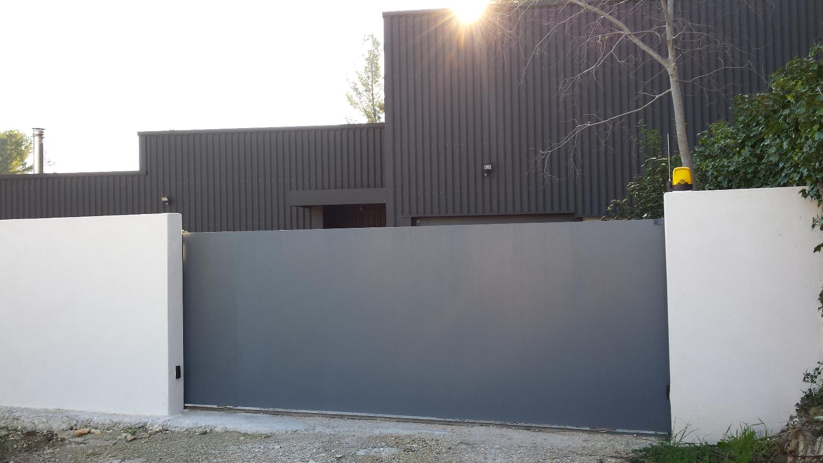 Portail fer forge nimes