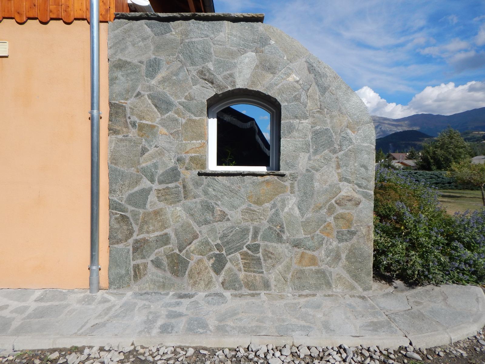 parement de murs en pierre