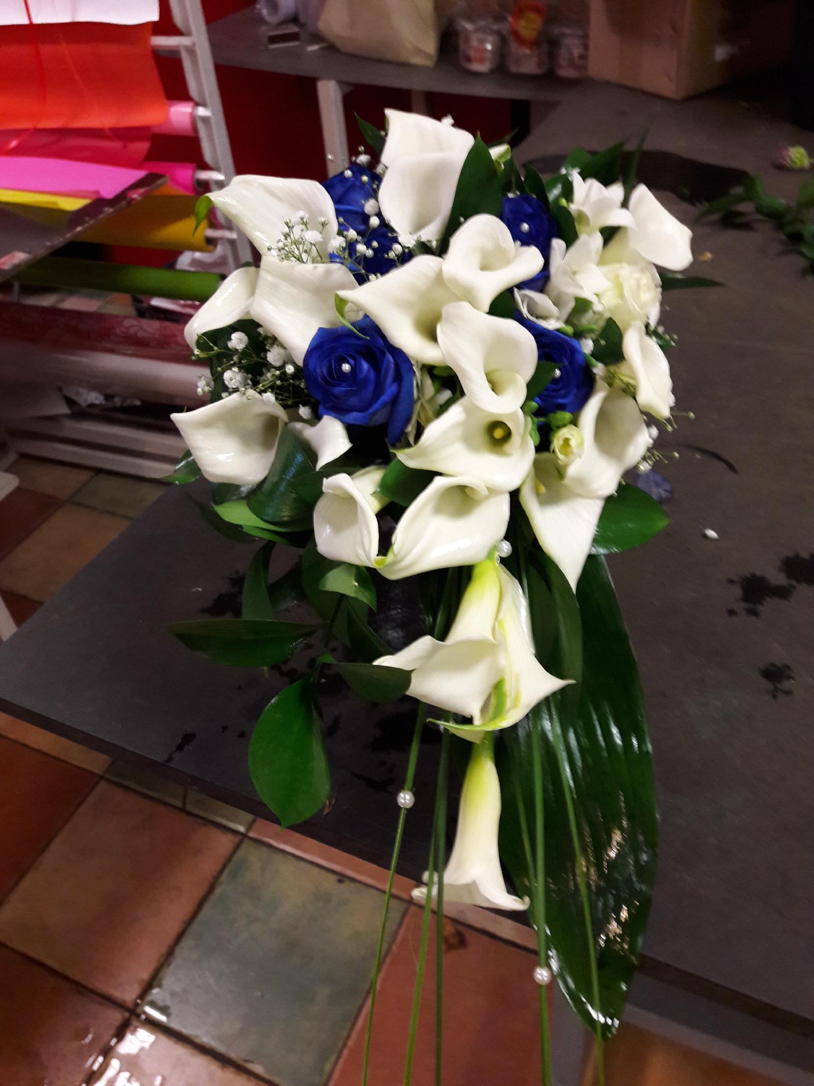 Bouquet de mariée retombant