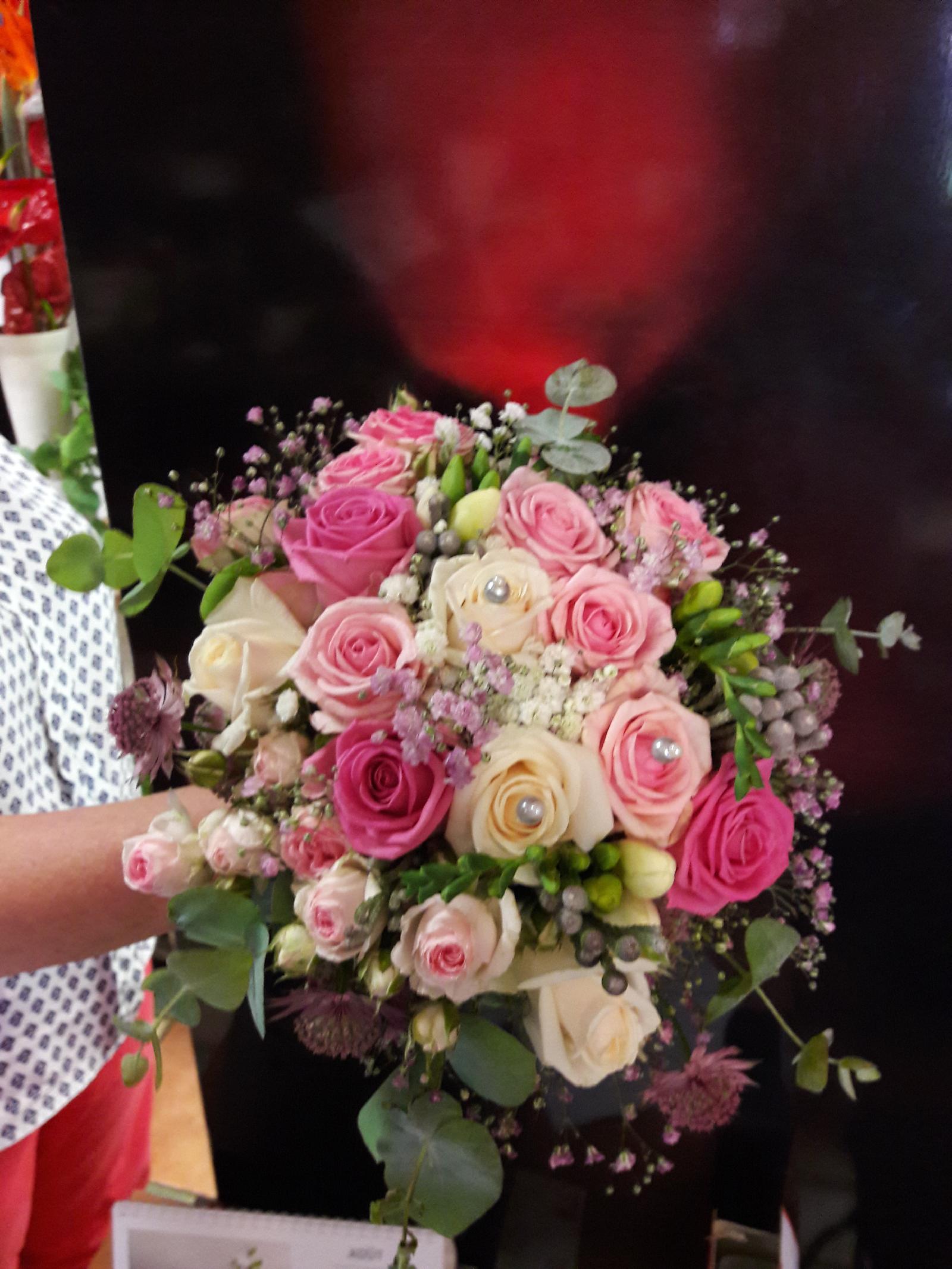 Bouquet rond de mariée