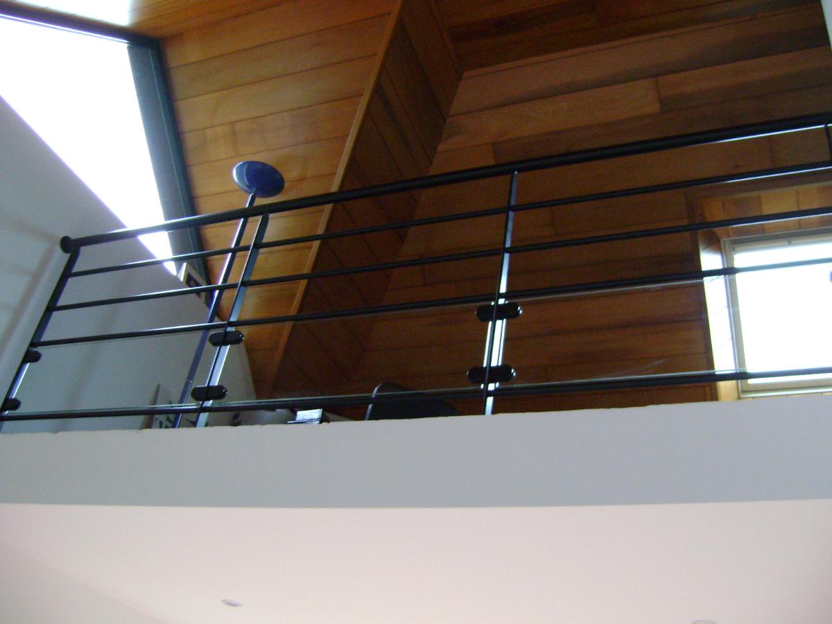 Garde-corps escalier métal-verre SERENT - GUILLAUME GUENAEL