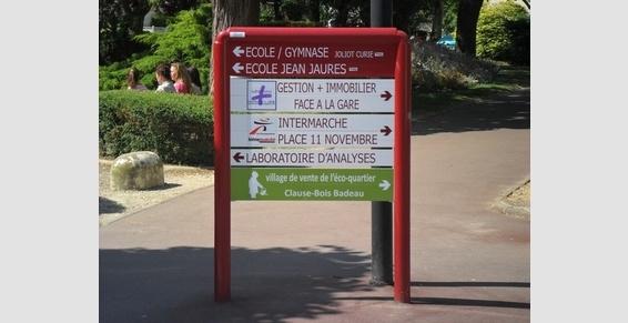 Info Industries - Signalisation extérieure - Panneaux indicateurs