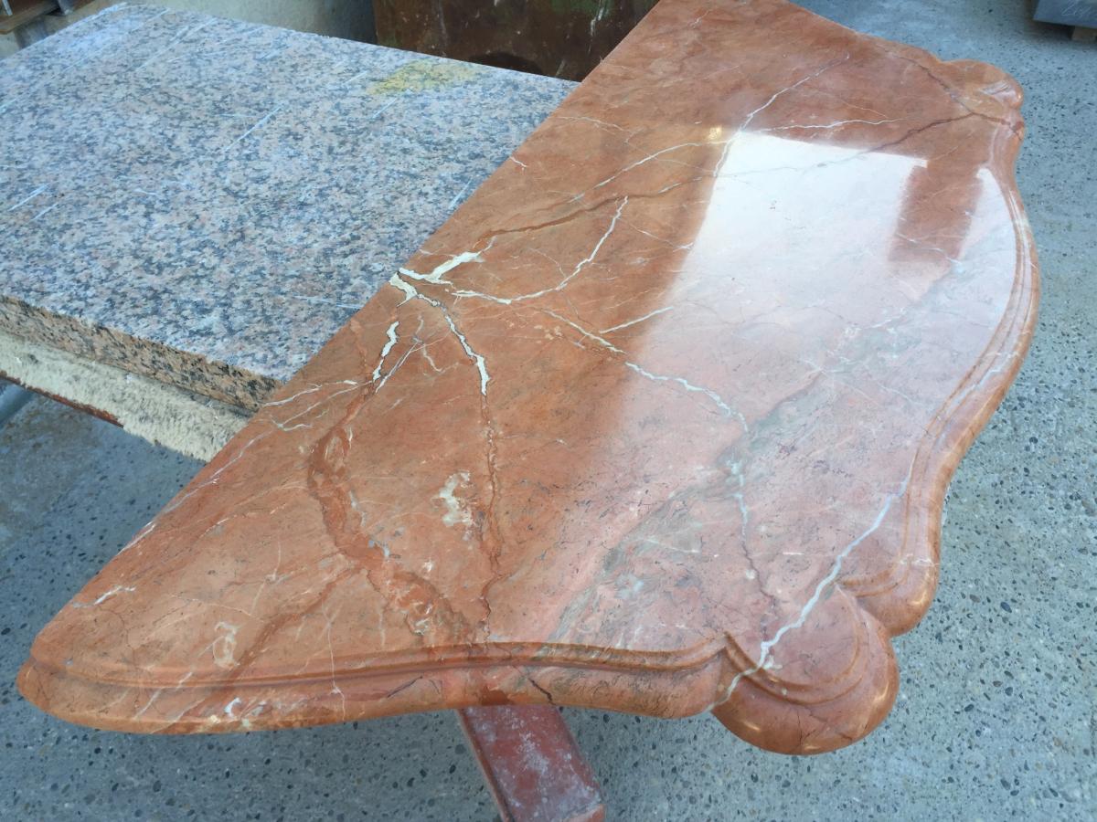 Marbrier funéraire à Aix-en-Provence