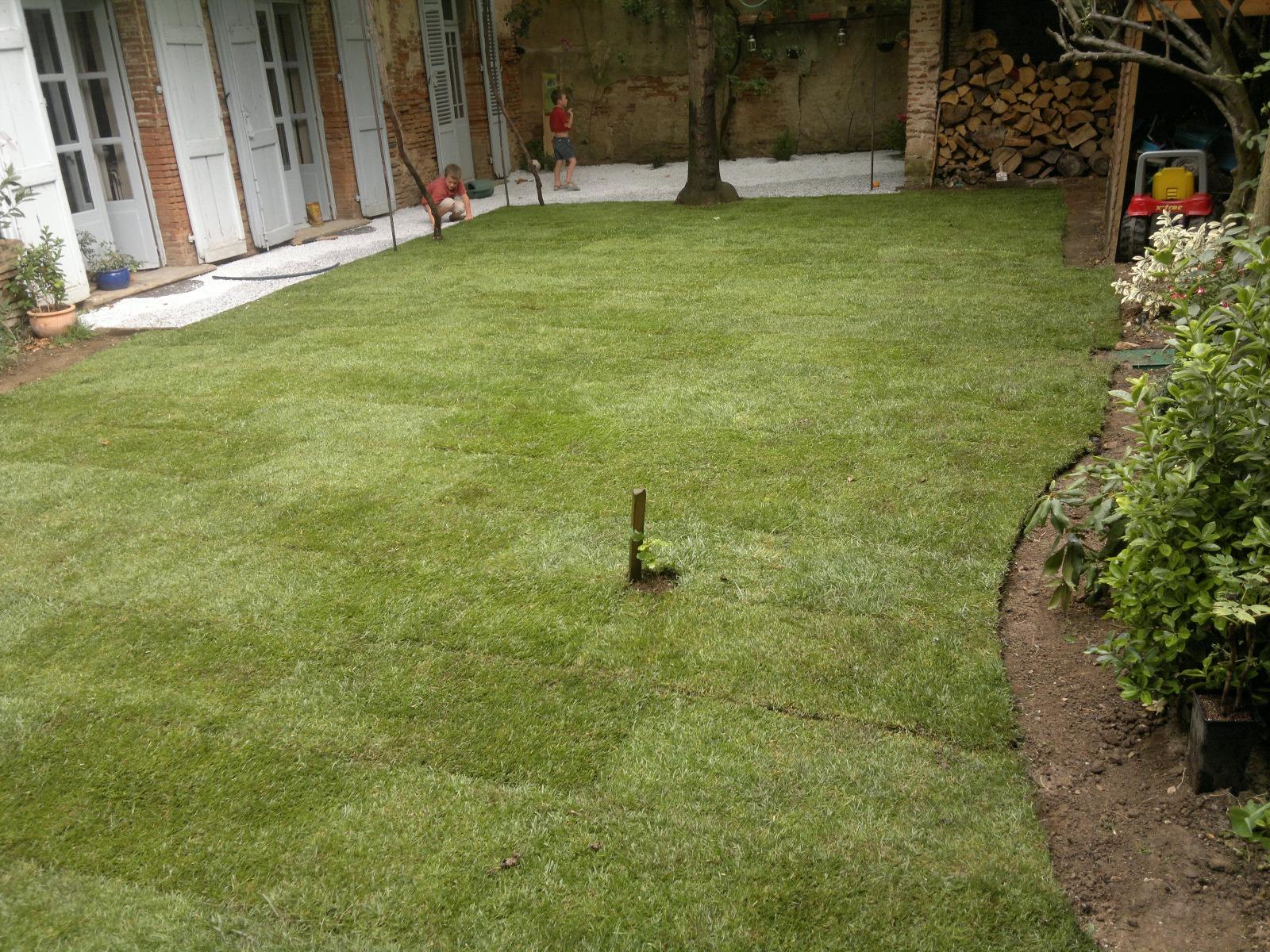 Paysagistes - jardin avec bassin