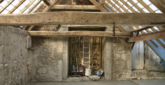 Rénovation immobilière avant réhabilitation habitat - 60