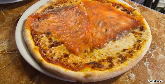Pizza aux fruits de mer et saumon à Nogent -sur- Marne