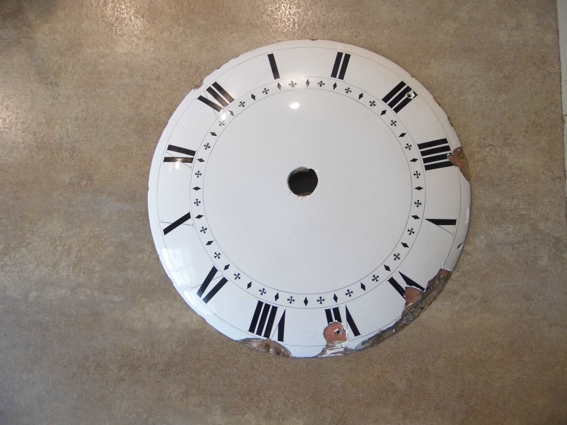 Installation de pendules | Neuchâtel | Antique Clocks - Pendulantic