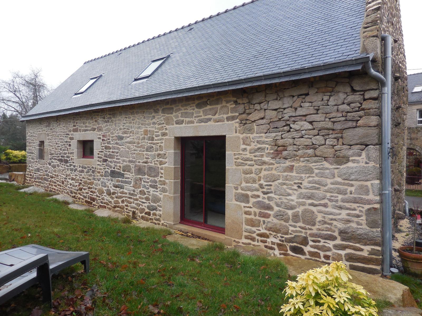 CREATION OUVERTURE EN PIERRE KERVIGNAC MACONNERIE LE  GLEUHER