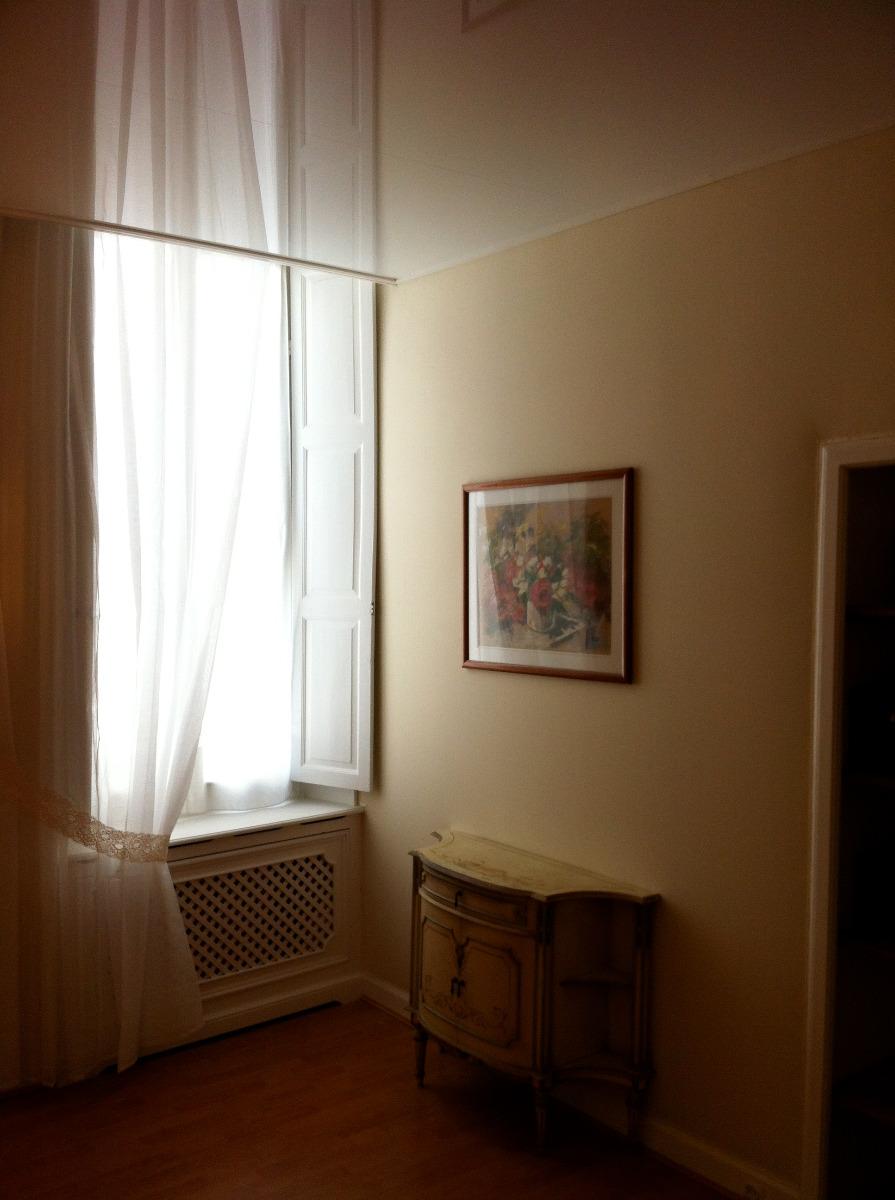 Plafond tendu et tissu tendu mural