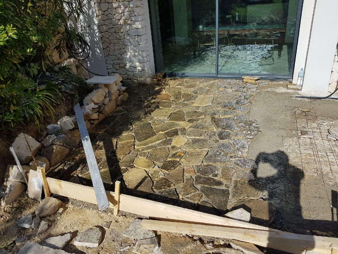 terrasse en pierre