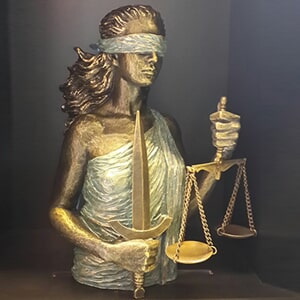 פסקי דין  ותביעות