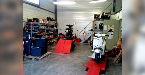 Motos scooters (vente, réparation)