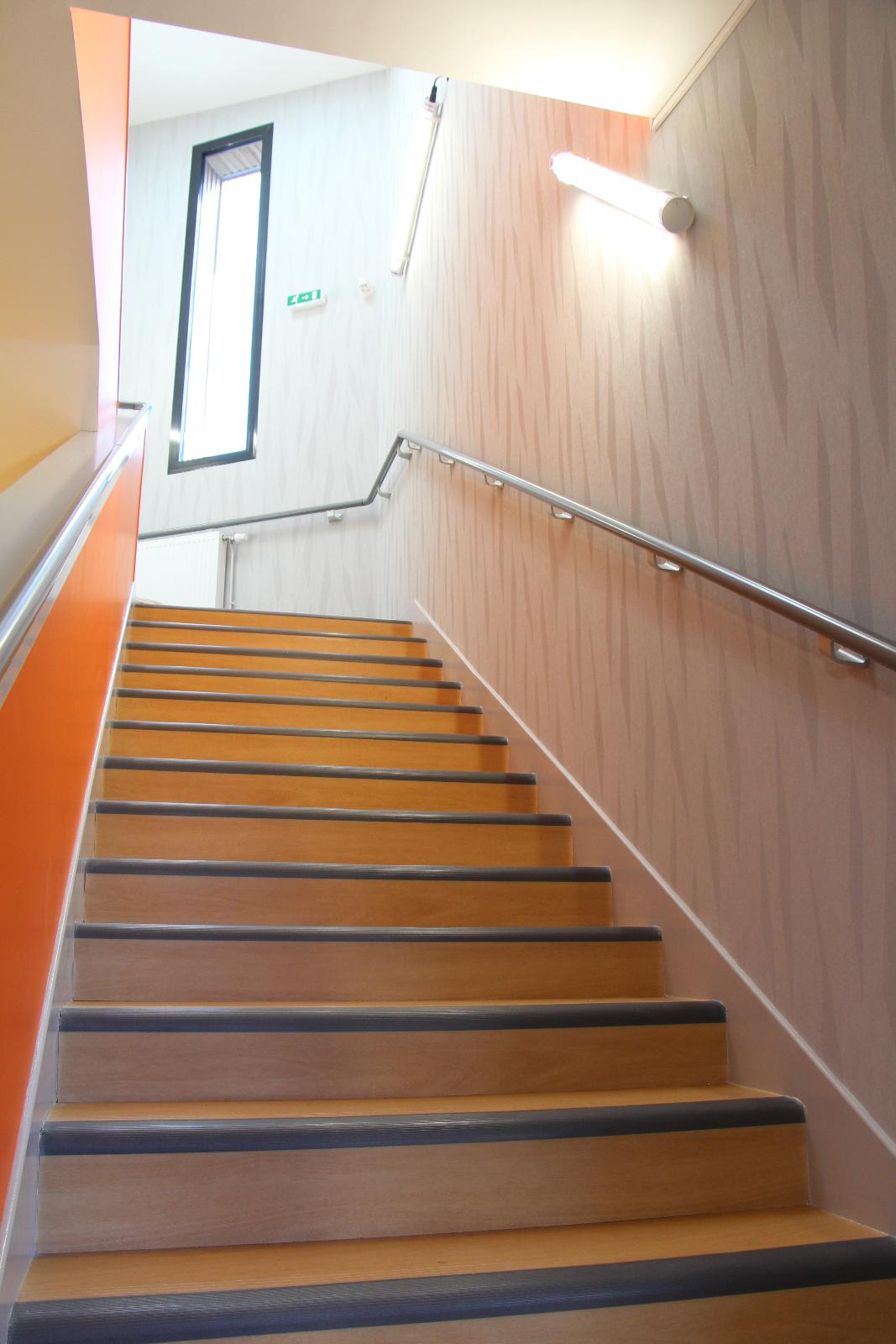 Pose de revêtement de mur dans la Sarthe