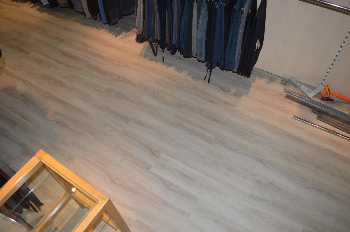 Pose de revetements de sols Entreprise de peinture Guerrinha Julien