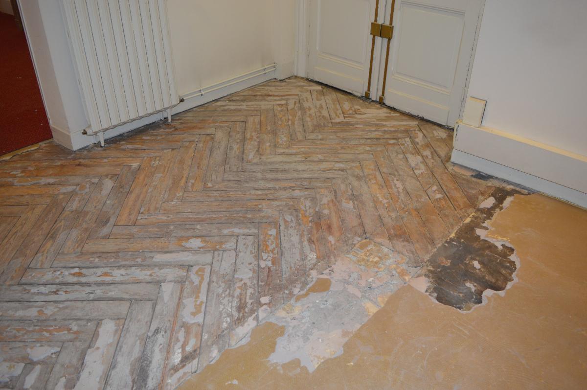 Julien Guerrinha, décapage de plancher ancien Guerrinha Julien située